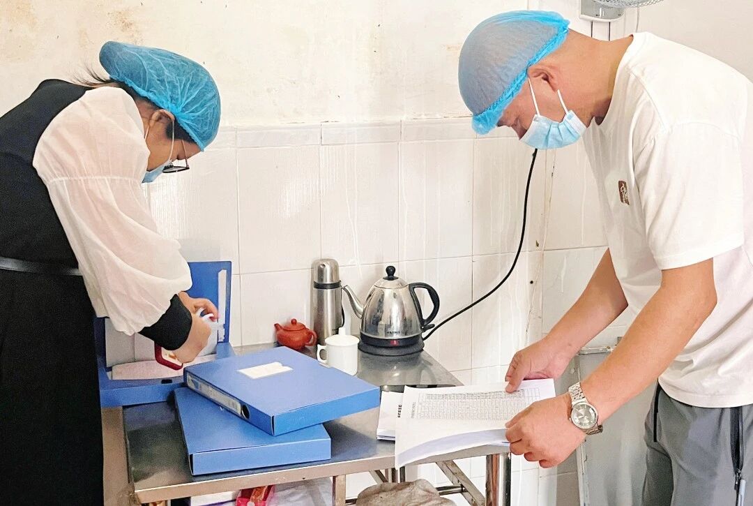 “ 诚信尚俭 共享食安 ”——博冠秋季食堂食品安全检查