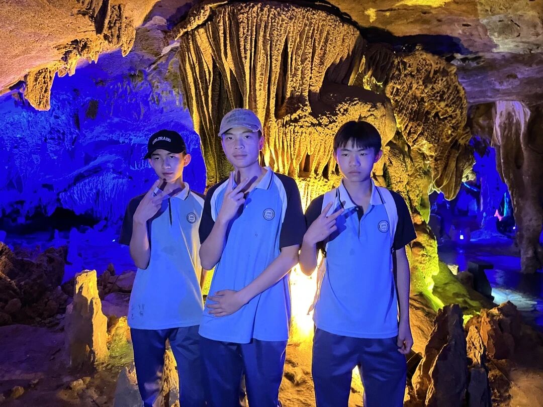 454b858748252051c98bce2b25a59374